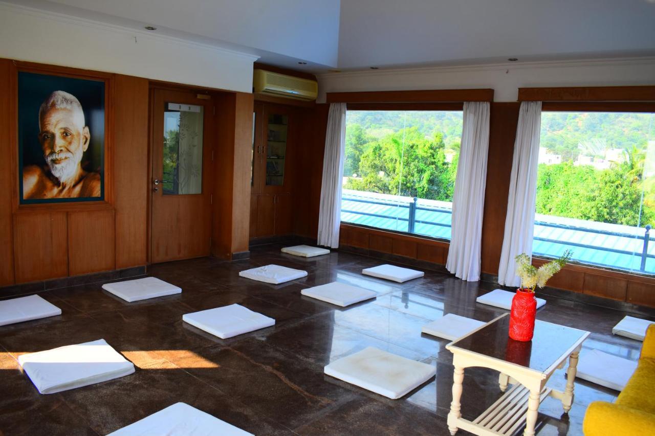 Appartamento Aishwarya Residency Tiruvannāmalai Esterno foto